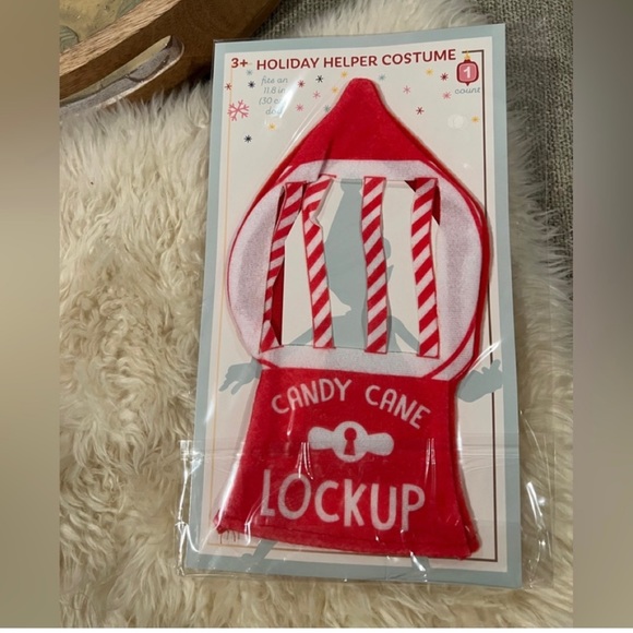 Target Bullseye Playground Holiday Helper Costumes🎅🏻🎄 - Picture 5 of 11